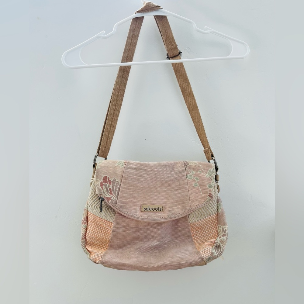 Sakroots | Petal Pink Flower Blossom Artist Circle Fold-Over Crossbody Bag